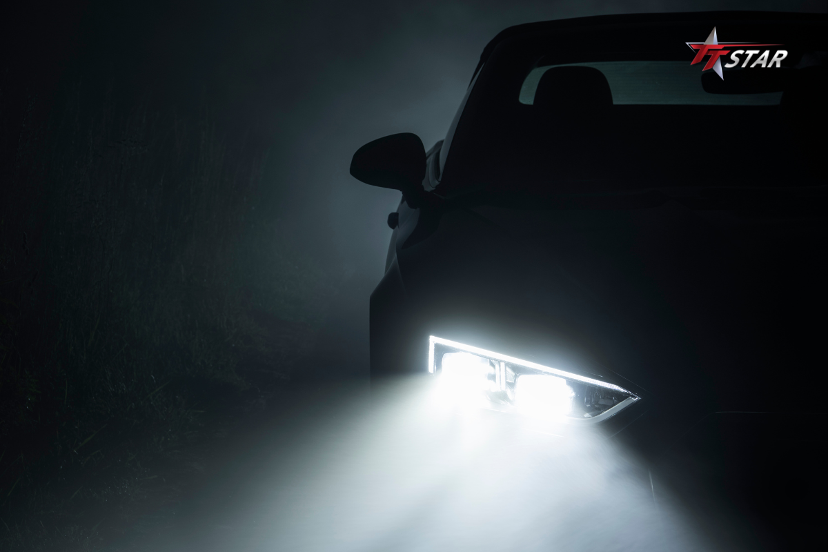 โปรเจกเตอร์ไฟหน้ารถ ดีไหม? เปรียบเทียบ LED vs HID