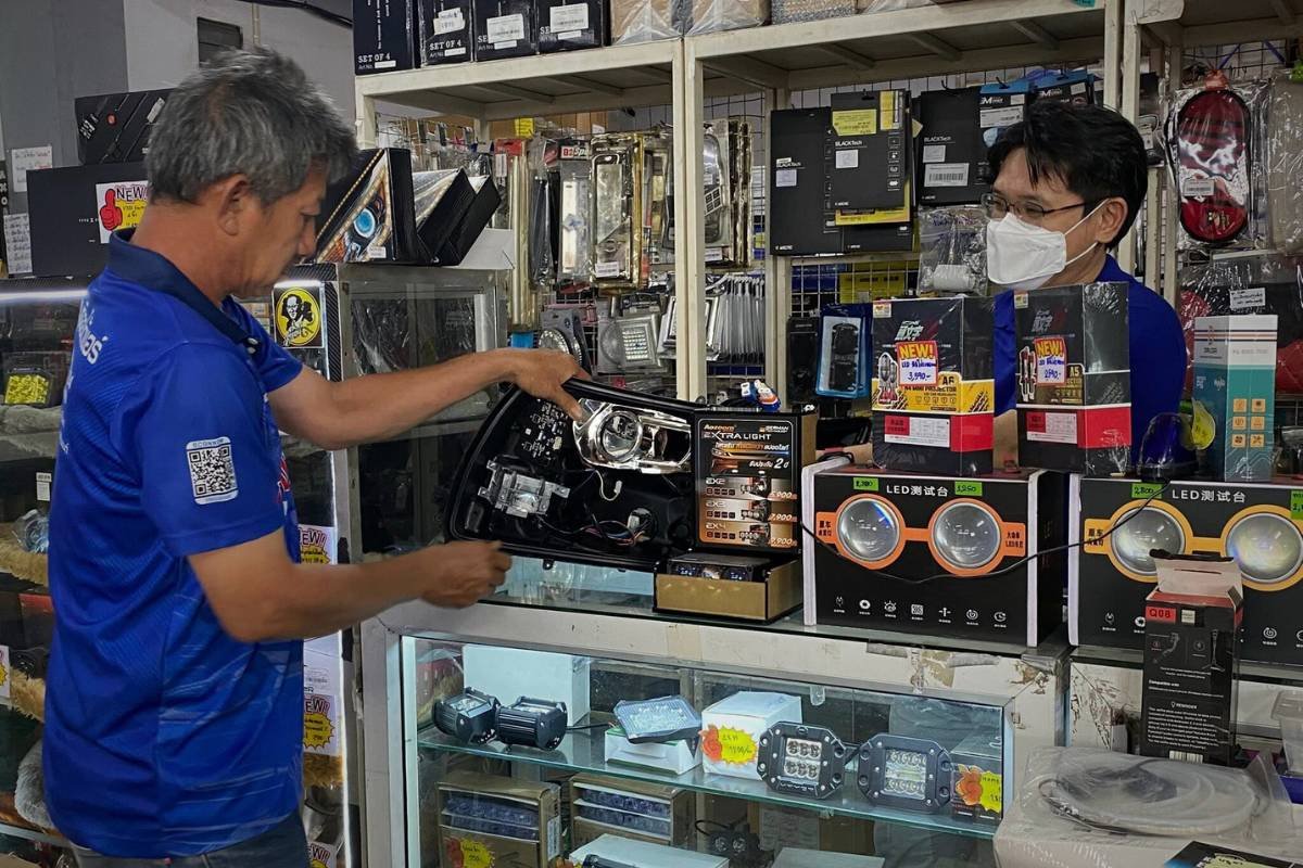 ร้านไฟหน้าจันทบุรี - จันทบุรีออโต้แอร์ พิกัดใหม่ของความสว่างระดับพรีเมียมในเมืองจันท์!