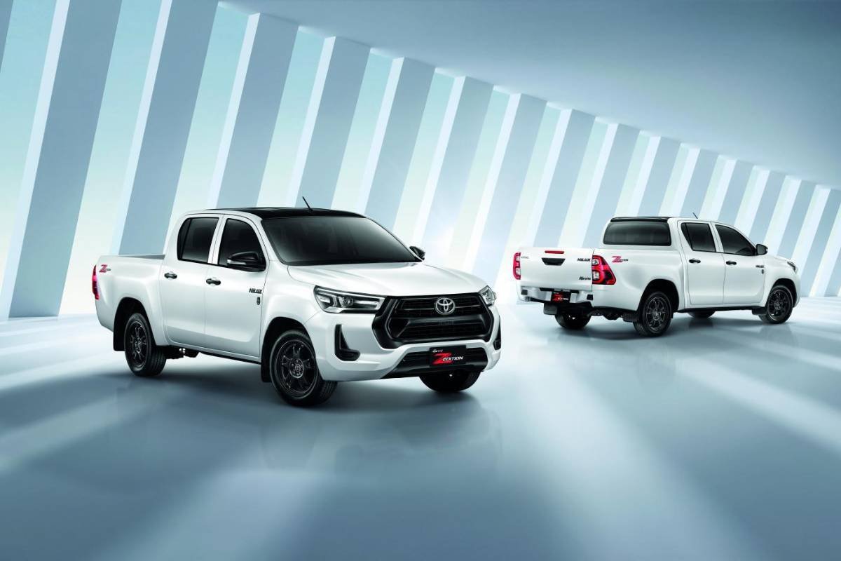 Toyota_Hilux_Revo_Motor_Show_2026 5 รถเด่นจากมอเตอร์โชว์ 2026 ที่ควรเสริมทัพด้วย Aozoom Extra Light เพื่อความปลอดภัยสูงสุด